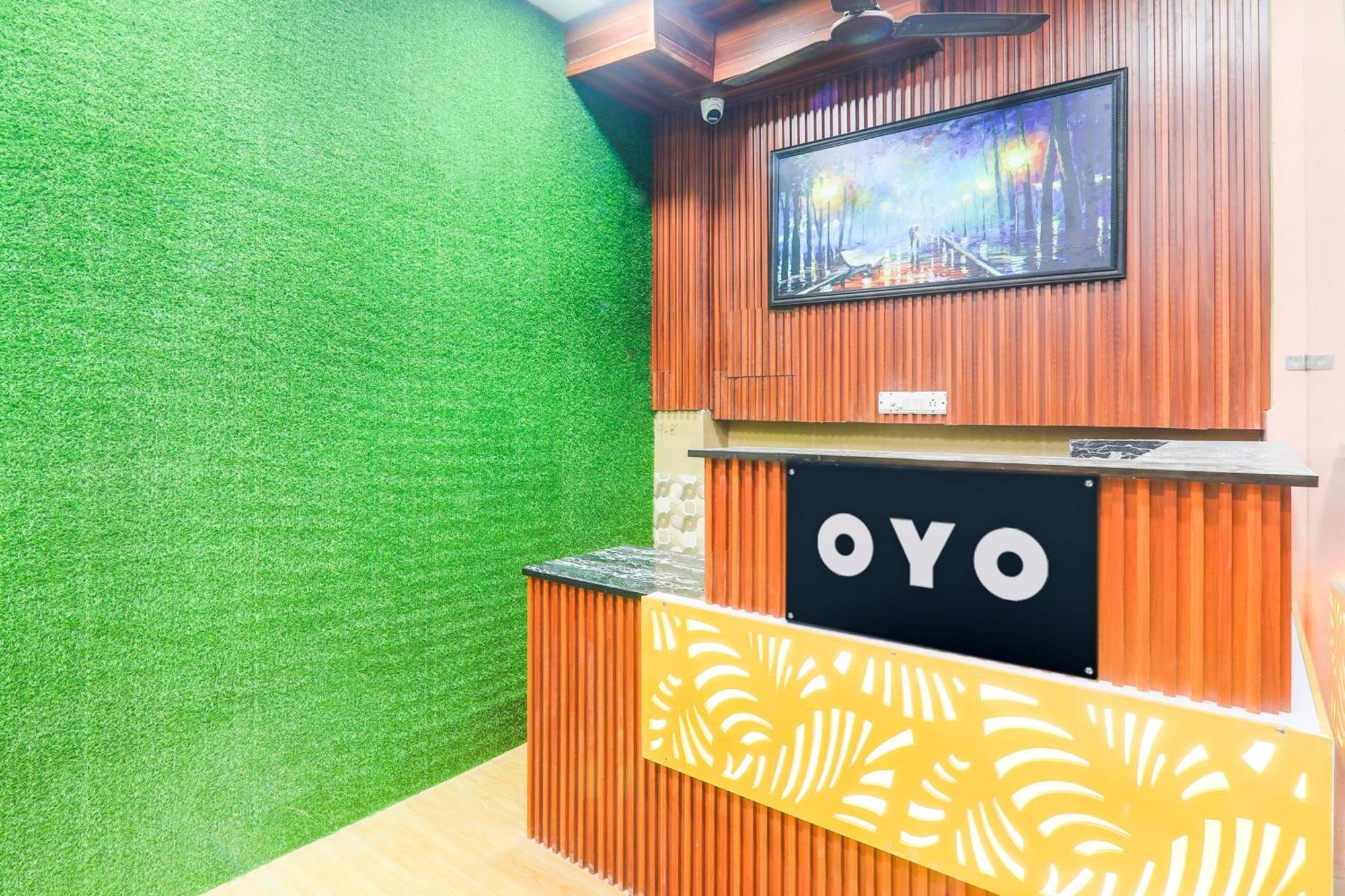 Hotel O V. K Palace Inn 러크나우 외부 사진