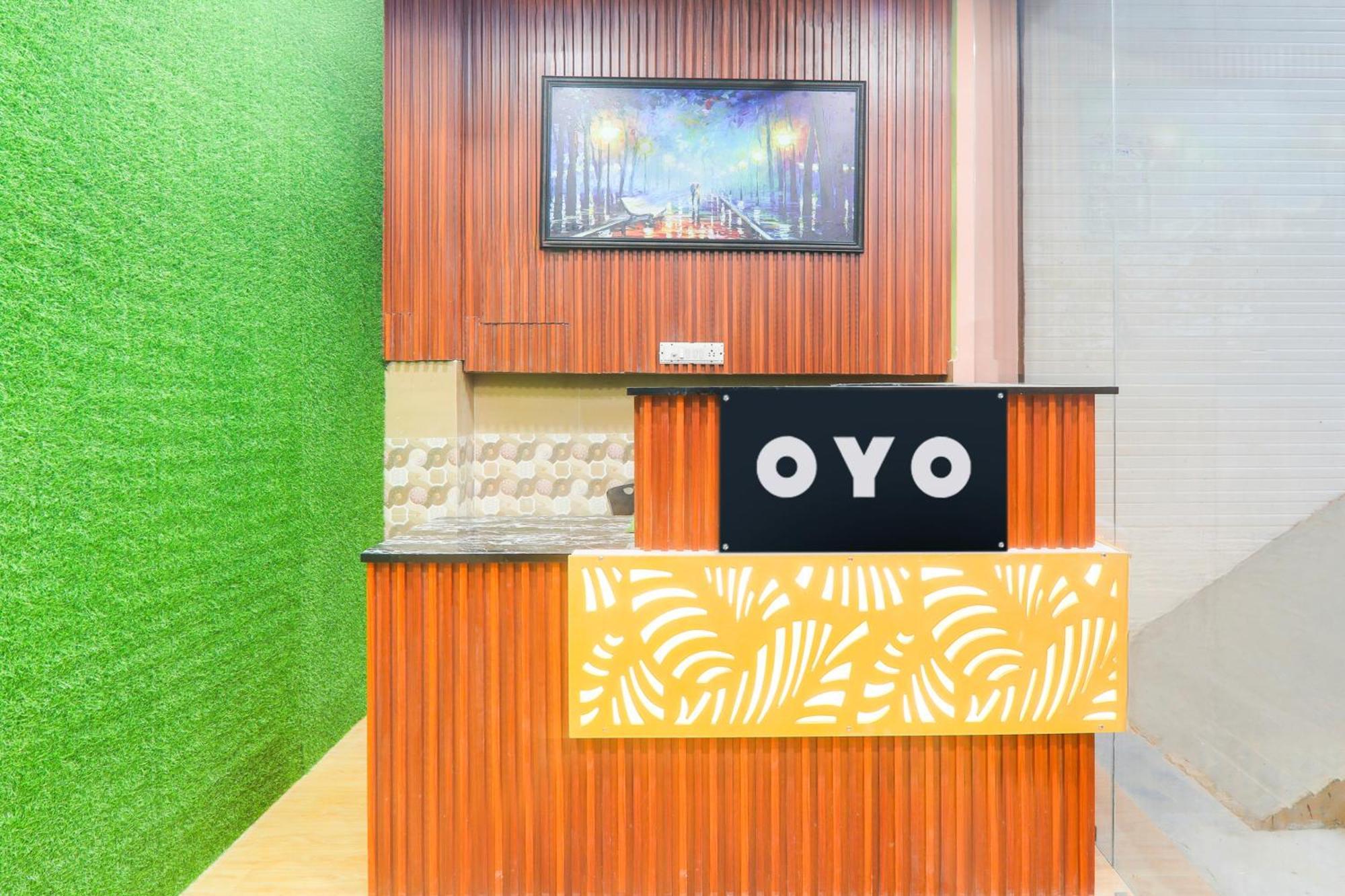 Hotel O V. K Palace Inn 러크나우 외부 사진